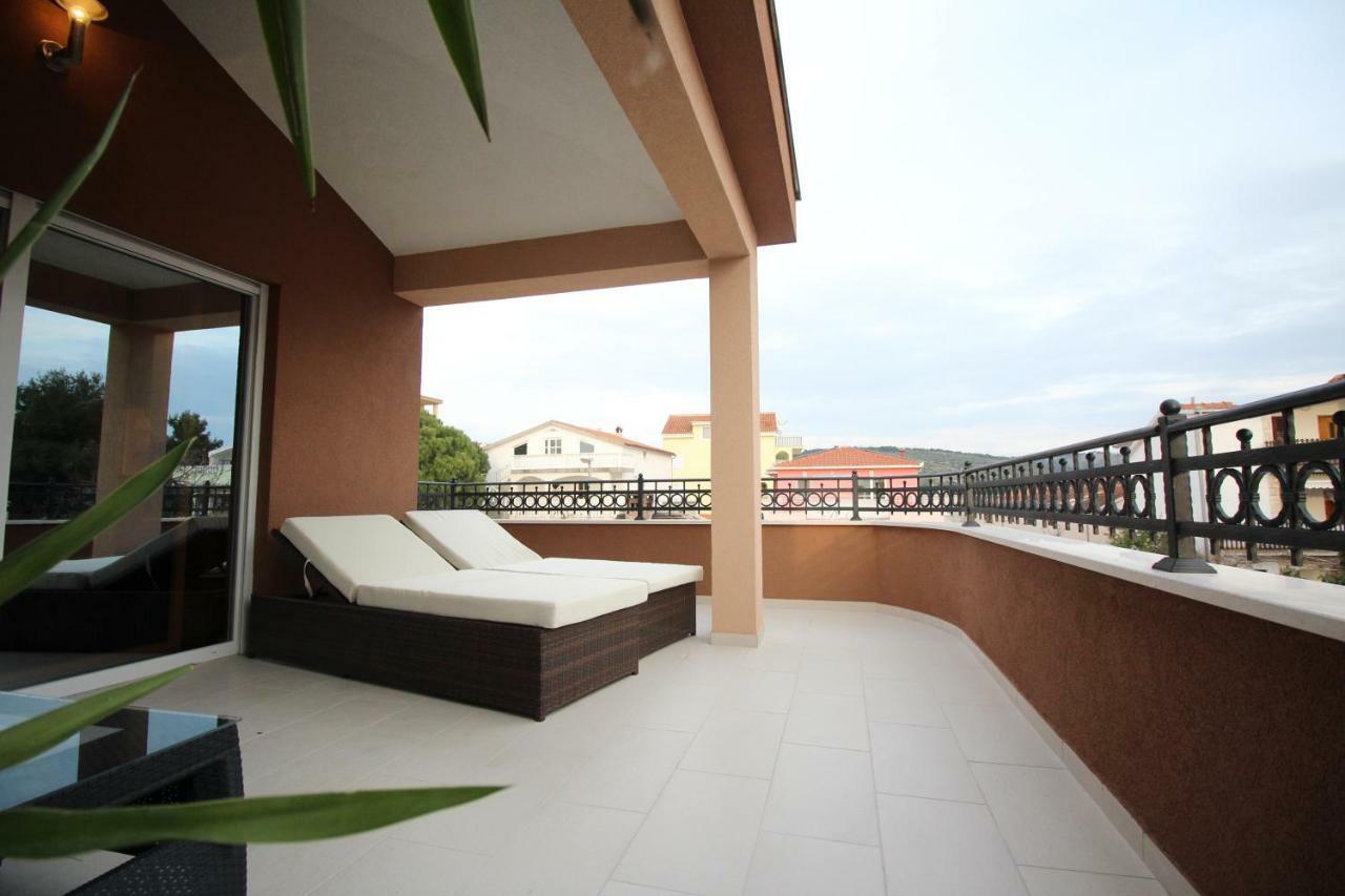 Lux Haus Vila Trogir Exterior foto